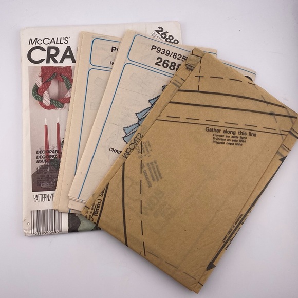 🪡 McCall's Traditionnal Christmas Decor Craft Sewing Pattern 2688 - Picture 2 of 6